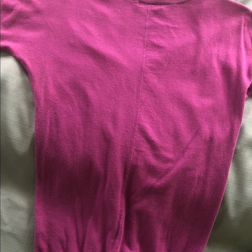 GAP - Picture 5 of 5